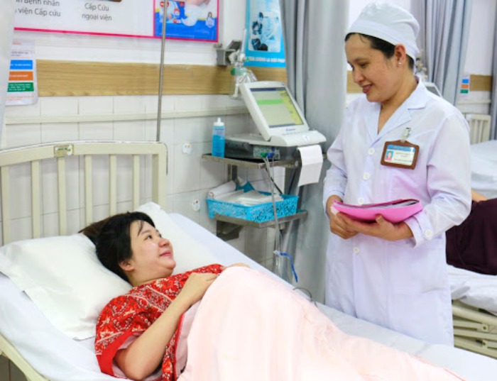 Mơ nằm bệnh viện